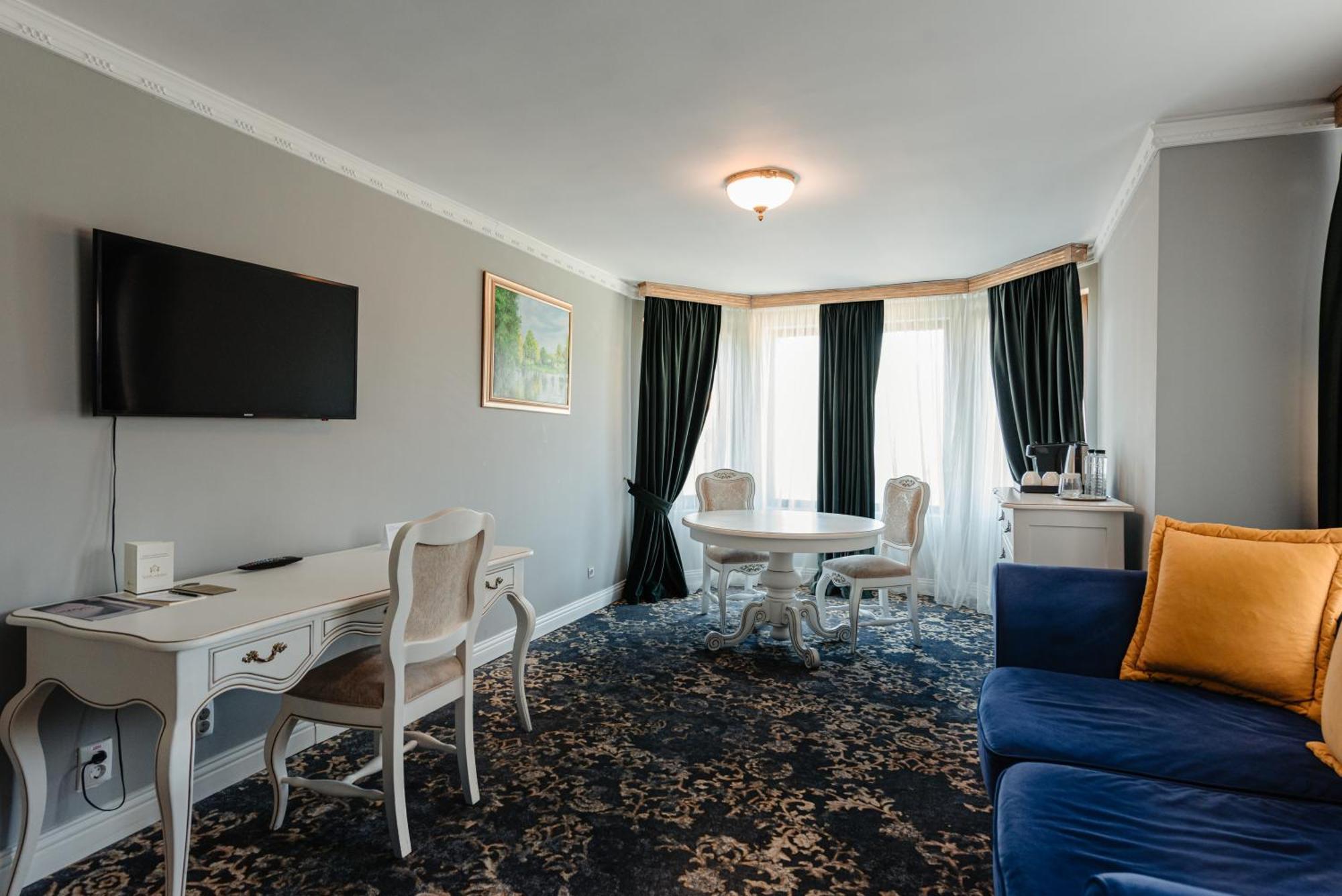 Sungarden Golf&Spa Resort Baciu  Exteriör bild